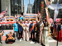 Miss Chinese Beauty Pageant appear at the 5th Asian Pacific Traditional Cultural Parade. Photo by Andy Yuen