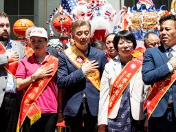 Miss Chinese Beauty Pageant appear at the 5th Asian Pacific Traditional Cultural Parade. Photo by Andy Yuen